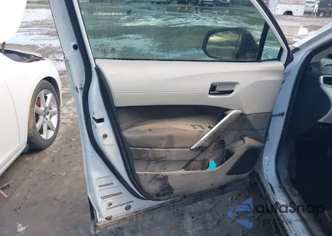 2024 Toyota Corolla Cross L from USA, damaged, VIN 7MUAAAAG2RV081361